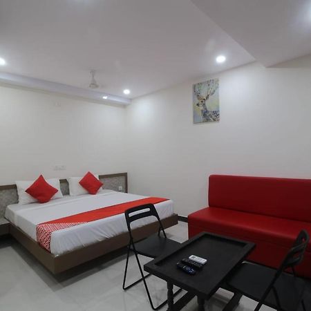 Arjuna Luxury Rooms Haiderabad Buitenkant foto