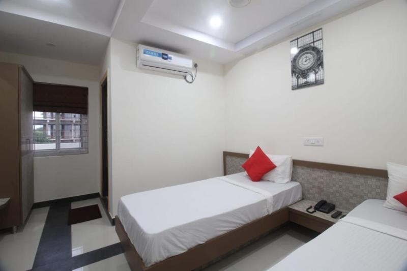 Arjuna Luxury Rooms Haiderabad Buitenkant foto