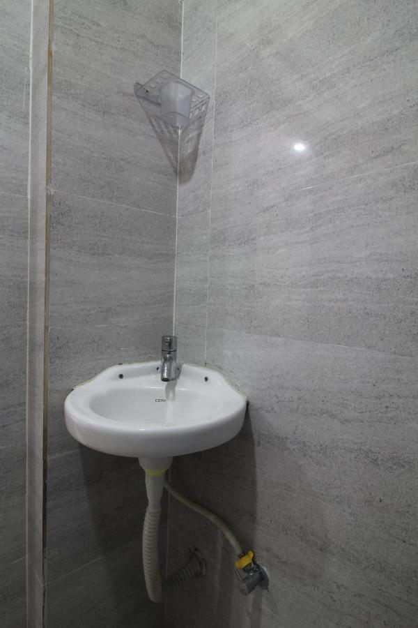 Arjuna Luxury Rooms Haiderabad Buitenkant foto